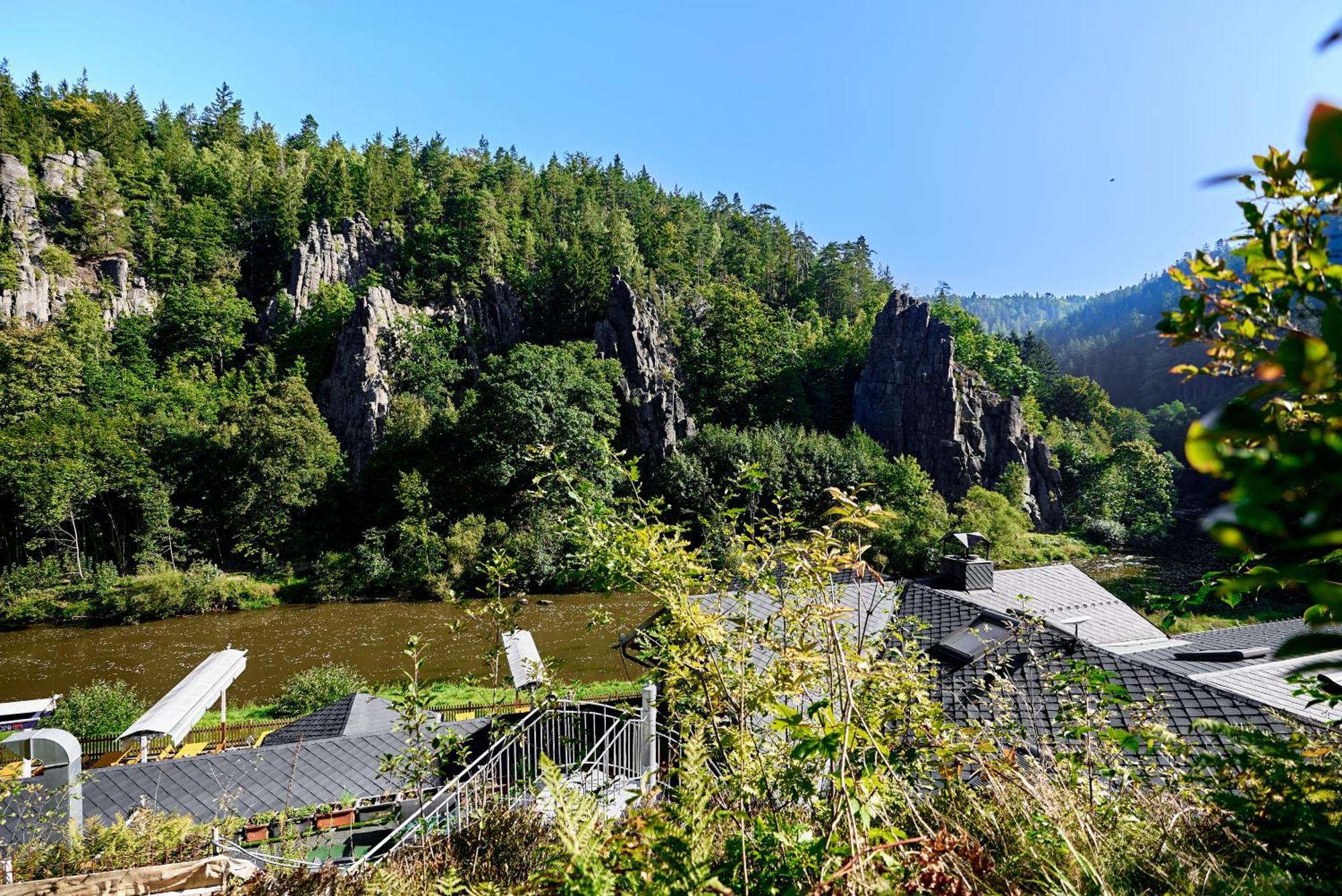 Apartmany Svatosske Skaly Локет Экстерьер фото