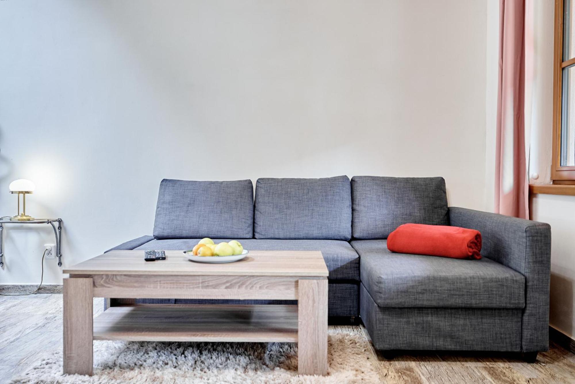 Apartmany Svatosske Skaly Локет Экстерьер фото